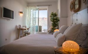 Hotel de La Plage – Mahogany