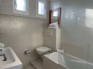Hotel de La Plage – Mahogany